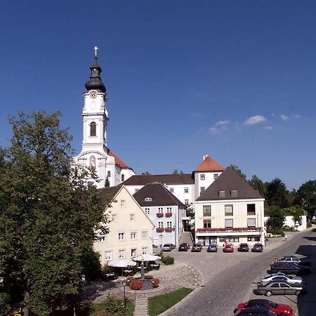 Brauereigasthof Maierbrau Hotel Altomunster Exterior photo